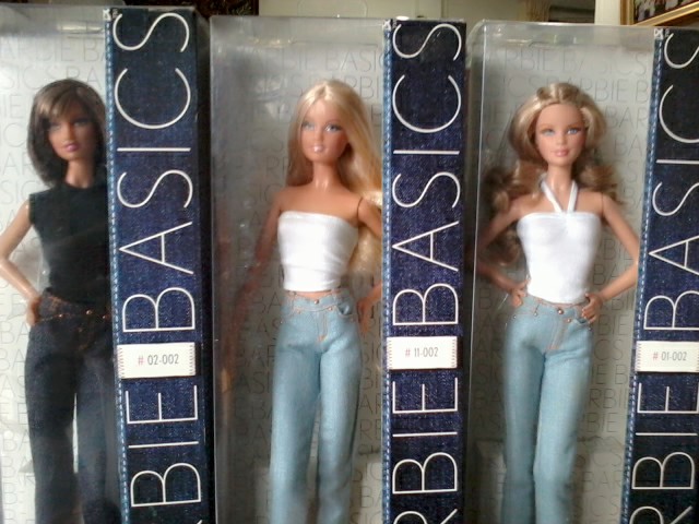 ขายตุ๊กตาบาร์บี้รุ่นเบสิค Barbie basics รูปที่ 6