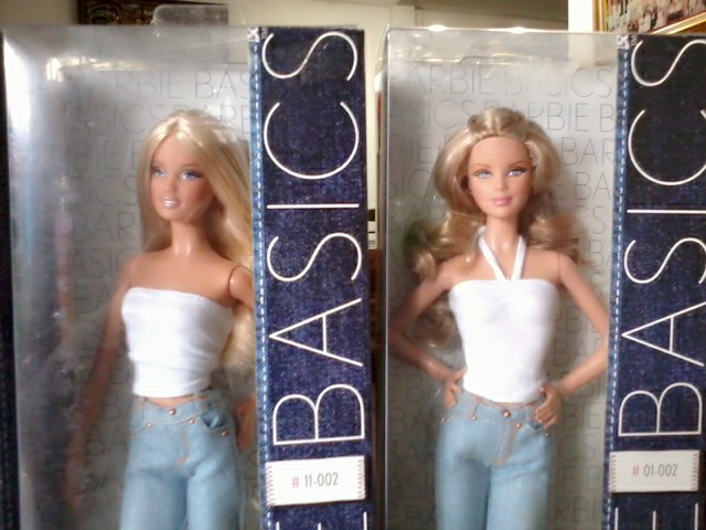 ขายตุ๊กตาบาร์บี้รุ่นเบสิค Barbie basics รูปที่ 5