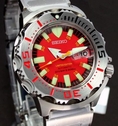 นาฬิกา Seiko Red Monster มือสอง กล่องใบ สายเคฟล่าครบ สภาพสวยหายาก