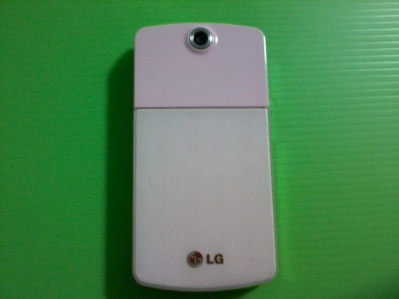 ขายด่วนโทรศัพท์มือถือ LG kf350 รุ่นไอศครีม สีชมพู รูปที่ 1