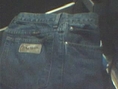 ขายกางเกงยีนส์ Wrangler มือสอง ราคา 800 บาท