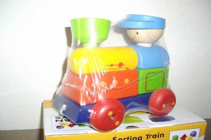 ตัวต่อรถไฟ plan toys ลากจูงได้ รูปที่ 1