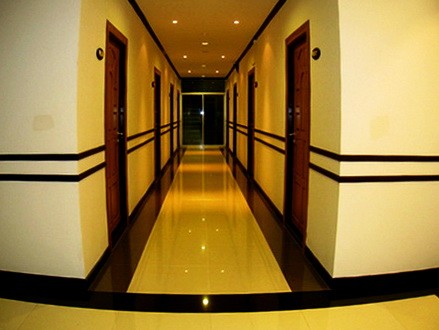โรงแรมในอุบลราชธานี ระพีพรรณวิลล์ ที่พักเมืองอุบล ห้องพักหรู สะอาด Tel.045-312841 , 087-4582700 รูปที่ 1