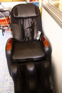 ขายเก้าอี้นวดไฟฟ้า โนโร เมโลดี้ แชร์ รุ่น เอ็นอาร์ 85 สภาพ 80 % แถมเครื่องนวดฝ่าเท้าอีกหนึ่งชุดสภาพ รูปที่ 1