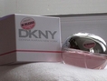 ต้องการขายน้ำหอม DKNY สีชมพู 100 ml  ราคา 2 500  บาท