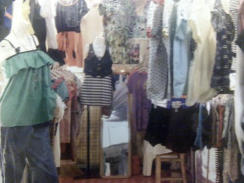 เซ้งด่วนร้านขายเสื้อผ้าตะวันนาบางกะปิ เป็นล๊อคประจำ รูปที่ 1
