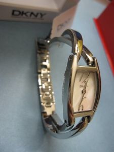 ขายนาฬิกา DKNY มือหนึ่งแสนถูก เหลือเรือนสุดท้าย (ของแท้จาก USA) รูปที่ 1