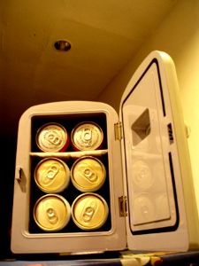 ตู้เย็น Mini สามารถใช้ได้ทั้งที่บ้านและ บนรถ สินค้ามือ 1 ราคาถูก รูปที่ 1