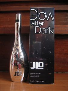 น้ำหอมมือสอง 2 ขวด ขายค่ะ JLO: Glow after Dark EDT 100 ml. กับ Morgan: Love de toi EDT 100 ml. ใช้ไป รูปที่ 1