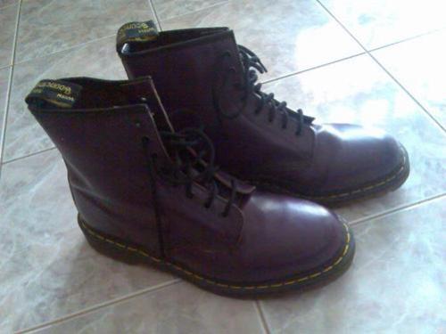 ขายรองเท้า Dr.martens made in England สีม่วง รูปที่ 1