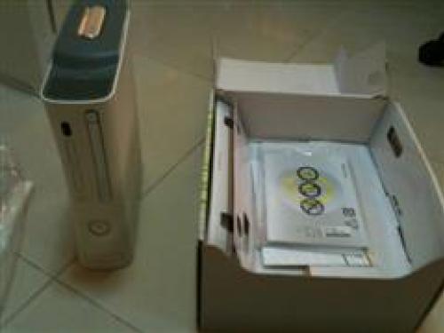 ขาย xbox360 รุ่น 65nn hdd 20GB ครบยกกล่อง 6500 ครับ รูปที่ 1