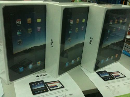 ขาย iPad Wifi + 3G จากยุโรป ใหม่ยังไม่แกะกล่อง รูปที่ 1