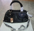 ขายกระเป๋ารุ่น Marc By Marc Jacob ของแท้100เปอร์เซ็น  ราคา 12900 บาท