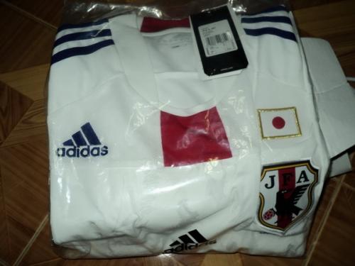 เสื้อฟุตบอลทีมชาติญี่ปุ่นเยือน2010แท้ครับ รูปที่ 1