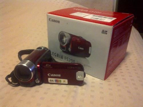 ขายกล้อง CANON LEGRIA FS200 สภาพใหม่กิ๊บ รูปที่ 1