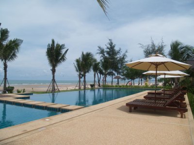 Siam Beach Resort Cha Am ~ Superior / Weekday = 1,750 Baht  รูปที่ 1