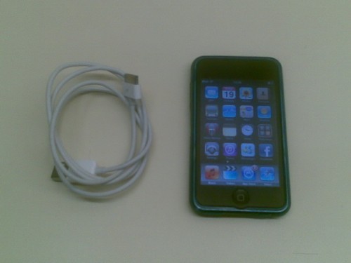 ขาย iPod Touch Gen3 32Gb 7000 บาท รูปที่ 1