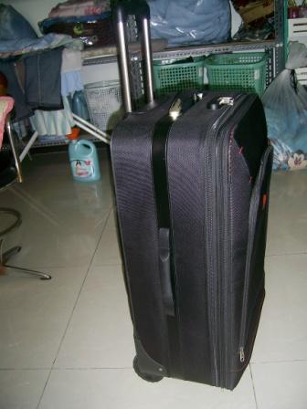 ต้องการขายกระเป๋าเดินทาง samsonite size ใหญ่ ราคา 2900 บาท รูปที่ 3