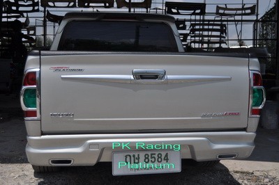ชุดแต่งรอบคันD-MAX PLATINUM ทำสี2K ราคา15,000บาท โทร085-2376174 E-mail: jjfiberglass7@gmail.com รูปที่ 6