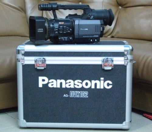 ให้บริการเช่ากล้อง VDO PANASONIC 3CCD AG-DVX102B + ขากล้อง Sachtler รูปที่ 1