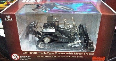 โมเดล รถก่อสร้าง Limited Edition CAT D11R Track Type Tractor - 100th Anniversary Edition รูปที่ 1