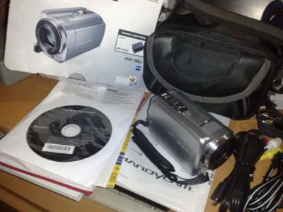 กล้องวีดีโอ SonyHandycam รุ่น DCR-SR88 รูปที่ 1