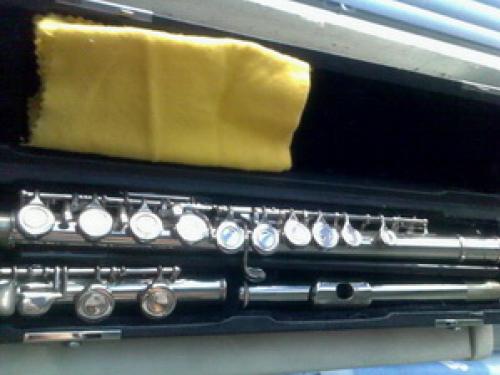 สนใจขาย flute ในราคาถูก รูปที่ 1