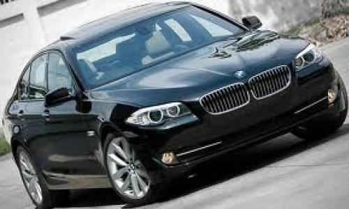 ขายใบจอง New BMW 520D (F10) สีดำ รูปที่ 1