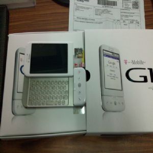ขาย HTC Google G1 สีขาว เครื่องมือ 1 พร้อมอุปกรณ์ในกล่องครบ ครับ รูปที่ 1
