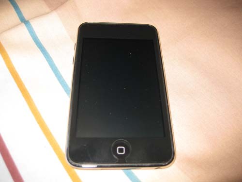 ขาย IPOD TOUCH Gen 3   32GB  สภาพ 99.99% ราคาต่อรองกันได้ รับรองสินค้า รูปที่ 5
