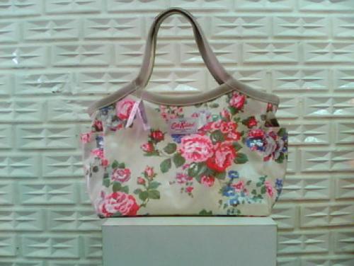 ขายกระเป๋า Cath Kidston ของแท้ 100เปอร์เซ็น รูปที่ 1