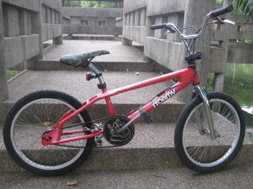 ขาย จักรยาน bmx mongoose ถูกๆ 3000 ด่วน รูปที่ 1