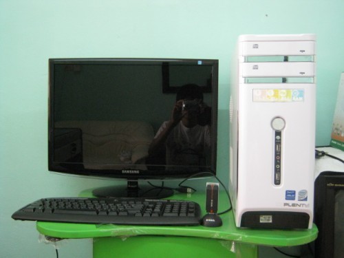 ขายคอมพิวเตอร์,PC สเปคแรง สภาพสวยมาก จอ..กระจกใหญ่สุด สะใจ ยกชุดพร้อมใช้งาน แถมลงวินโดร์-โปรแกรมของแท้ รูปที่ 1