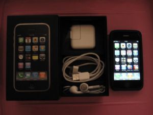 ขายด่วน Iphone 3G เครื่องศูนย์ 8G (สีดำ) 23,500 / 16G (สีขาว) 26,500 สภาพ 99.99% รูปที่ 1