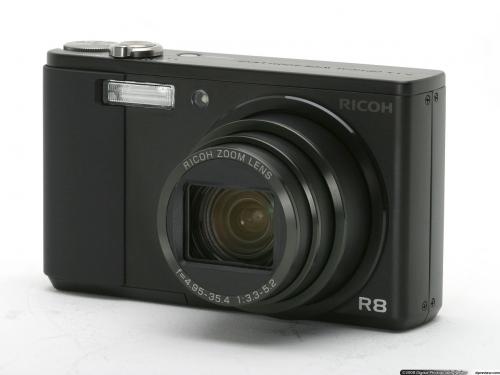ขายกล้องมืองสอง Ricoh R8 10.3mp สภาพ 98เปอร์เซ็น  แถม SD card 2GB 3 แผ่น + แบตเตอร์รี่สำรอง และที่ชา รูปที่ 1