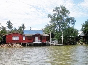 ที่พักอัมพวา โฮมสเตย์ริมน้ำ เสน่ห์บ้านเรือนไทย ไม้สักทอง ที่บ้านบนโฮมสเตย์  ราคาถูก รูปที่ 1