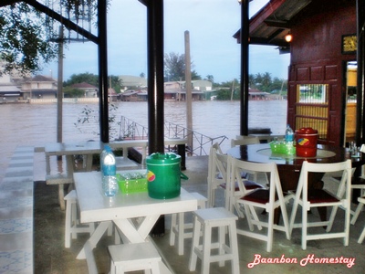 ที่พักอัมพวา โฮมสเตย์ริมน้ำ เสน่ห์บ้านเรือนไทย ไม้สักทอง ที่บ้านบนโฮมสเตย์  ราคาถูก รูปที่ 5