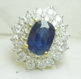 แหวนไพลิน Blue Sapphire ล้อมเพชร  2 กะรัต หลุดจำนำ ชิ้นนี้ได้มาราคาถูก