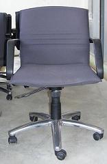 เก้าอี้สำนักงานมือสองฺฺฺBrand Logiga ราคาตัวละ 2,500 บาท รูปที่ 1
