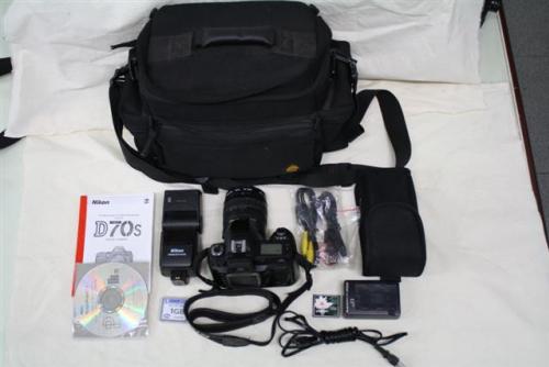 ขายกล้อง Nikon D70s Kit รูปที่ 1