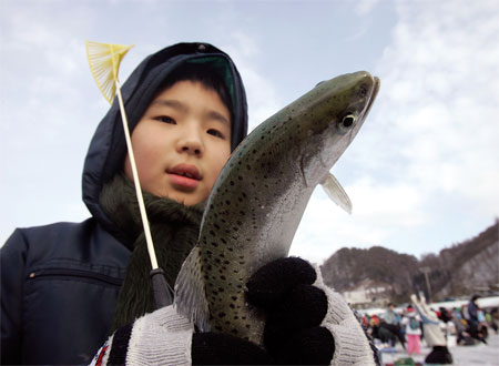 เกาหลี เทศกาลตกปลาน้ำแข็ง รูปที่ 1