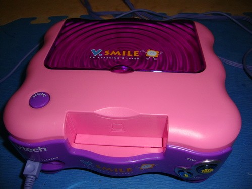 เกมส์ให้ความรู้ค่ะ Vtech Vsmile สีชมพูน่ารัก พร้อมตลับเกมส์ 4 เกมส์ 1950 บาทจ้า รูปที่ 3