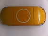 รูปย่อ ขาย PSP Slim 3006 สีเหลืองหรือสีทอง สภาพ 95% ผู้หญิงใช้ อุปกรณ์ยกกล่อง รูปที่2