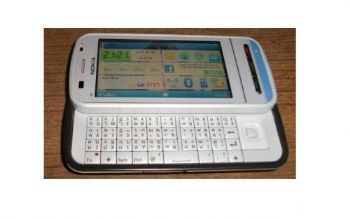 ขาย Nokia c6  สีขาว  ราคา 7500  ซื้อมาจากศูนย์ ud รูปที่ 1