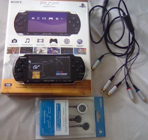 ขายถูก เครื่องใหม่มากPSP 3001 เล่นก็อบปี้ได้ เล่นเกมผ่านเมมได้ เฟริมแวร์ 5.03 สีดำ ติดกันรอย สภาพใหม รูปที่ 1