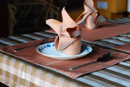 ผ้าปูโต๊ะผ้าไหม ผ้าเช็ดปากผ้าไหม ผ้ารองจานผ้าไหม silk dining set เราคือผู้ผลิตผ้าปูโต๊ะผ้าไหม ผ้าเช็ดปากผ้าไหม ผ้ารองจาน รูปที่ 6