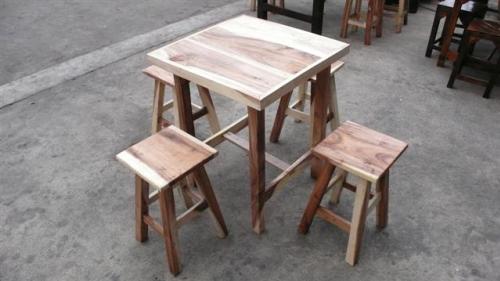 ขายโต๊ะไม้ เก้าอี้ไม้ ราคาถูก รูปที่ 1