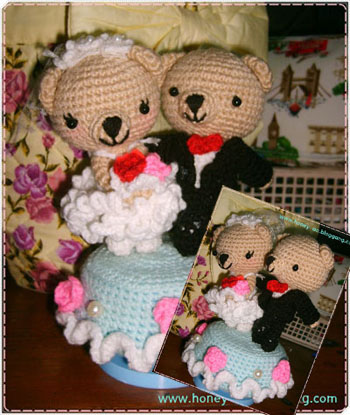 ตุ๊กตาหมีแต่งงานขนาดเล็กบนฐานกล่องดนตรี น่ารักๆ คะ รูปที่ 1