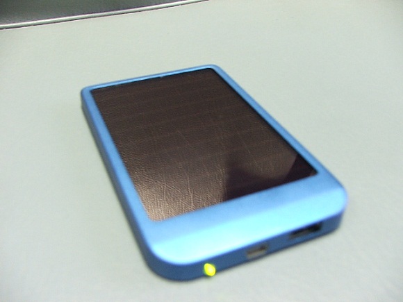 แสงอาทิตย์ชาร์ตแบตทั้งGPS และโทรศัพท์จาก(Solar Charger)+สายชาร์ทปลาหมึก   รูปที่ 4