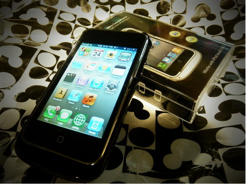 Apple peel สุดยอด case แปลง ipod touch เป็น iphone รูปที่ 1